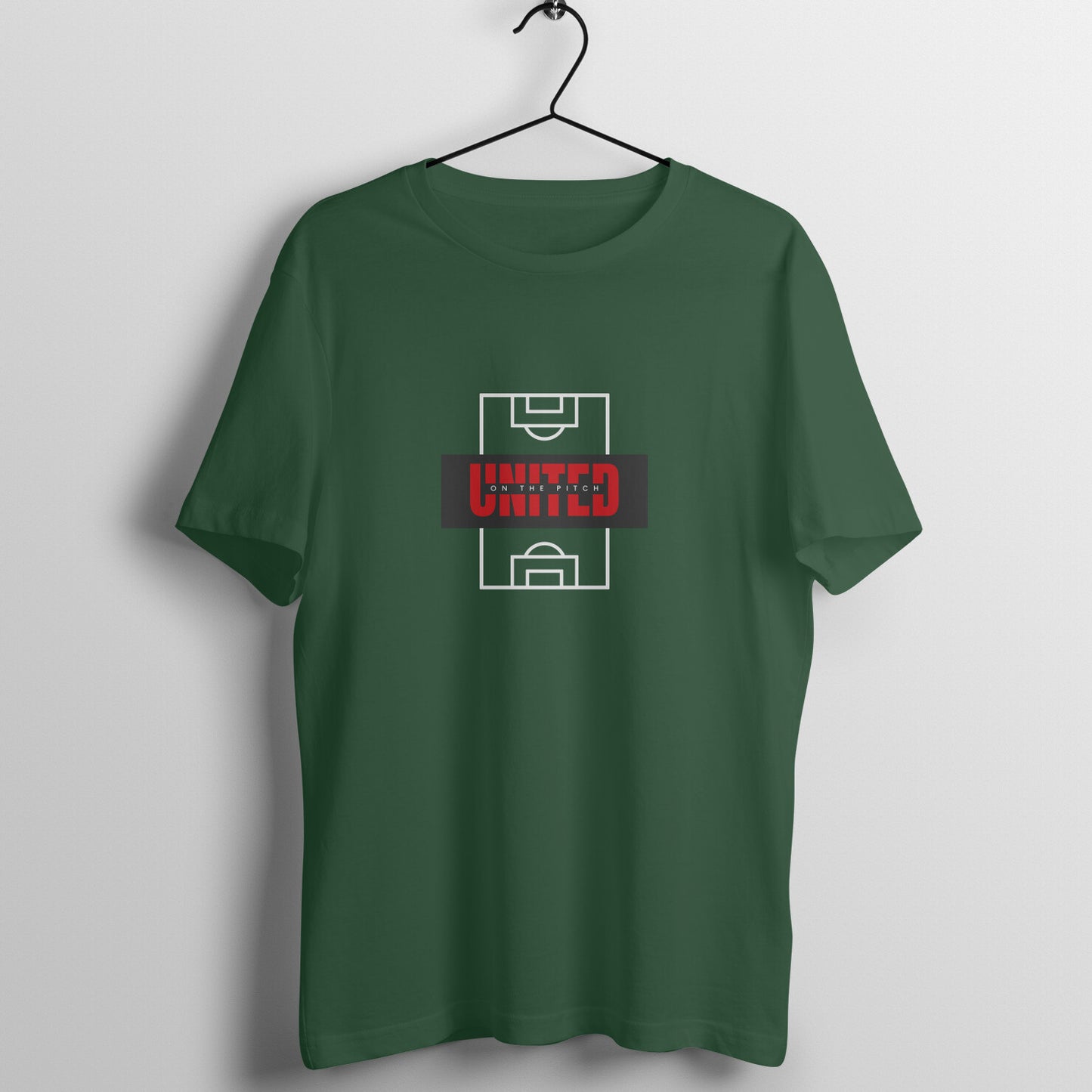 United on the field - Men's T-shirts